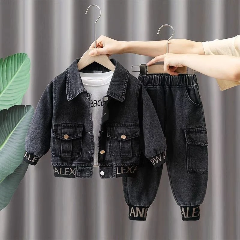 Jongens denim pak Lente Kleding Western Stijl Modieuze kinderoutfit Veelzijdig voor casual en speciale gelegenheden.