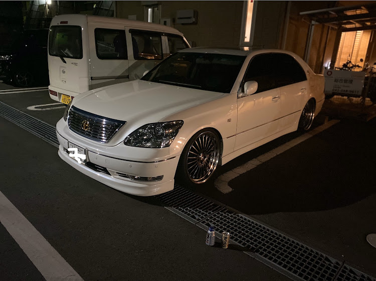 セルシオのセルシオ30後期・洗車に関するカスタム事例の投稿画像2枚目