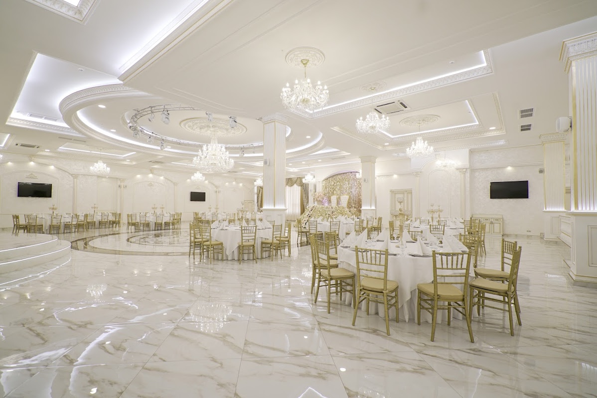 White hall ферганская ул вл8 10. Вайт Холл ресторан Ферганская. White Hall Уфа. White Hall банкетный зал Москва. White Hall Рязанский проспект.