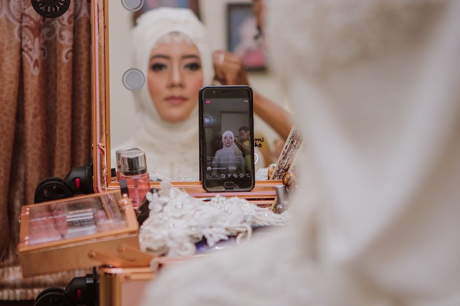 Fotografo di matrimoni Ahmad Syarif Maulana (ahmadsyarifm). Foto del 4 aprile 2019