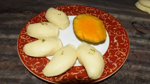 Himsagar Mango Sandesh [10 Pieces]