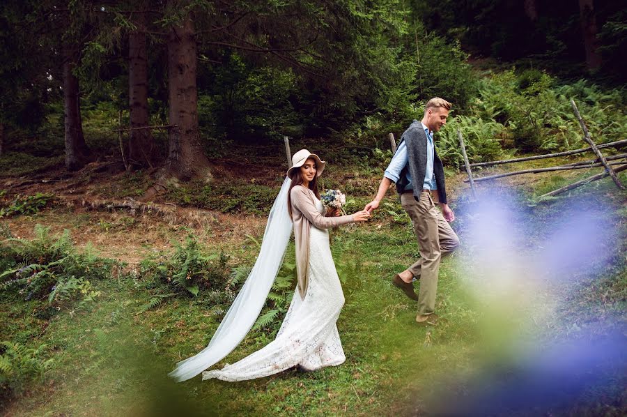 Fotógrafo de bodas Taras Kovalchuk (taraskovalchuk). Foto del 15 de septiembre 2015