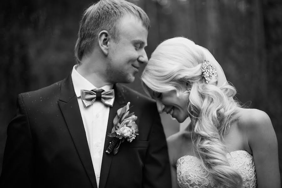 Esküvői fotós Marina Lobanova (lassmarina). Készítés ideje: 2016 április 10.