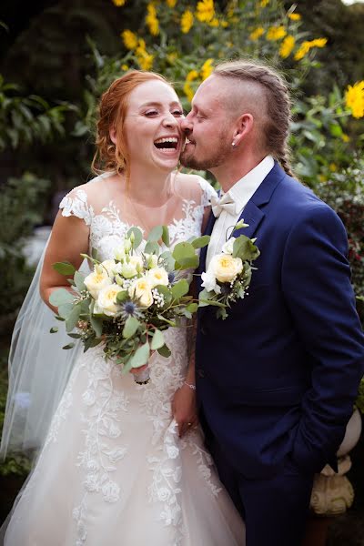 Jurufoto perkahwinan Laura Laurencikova (absinthfairy). Foto pada 20 Disember 2019