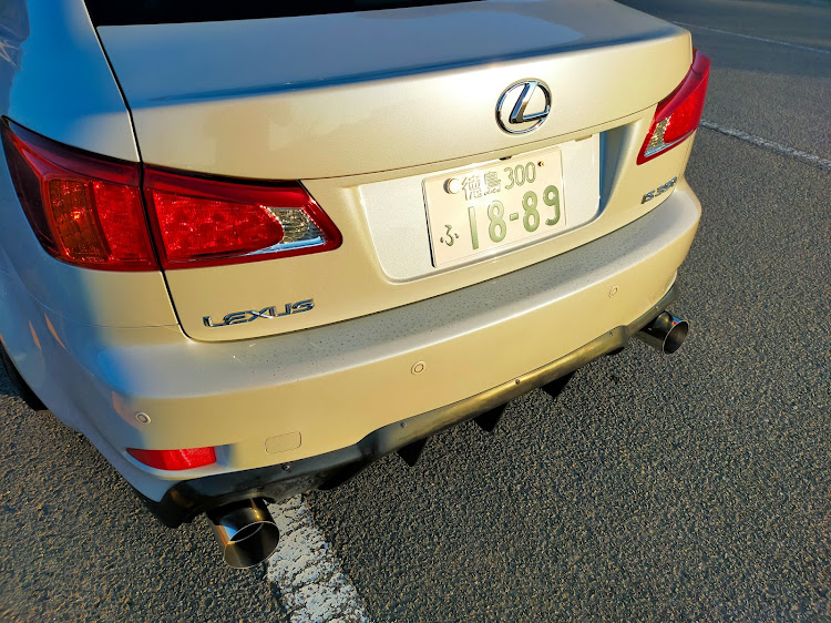 ISのマフラーエンド延長・IS350・GSE21に関するカスタム事例の投稿画像2枚目