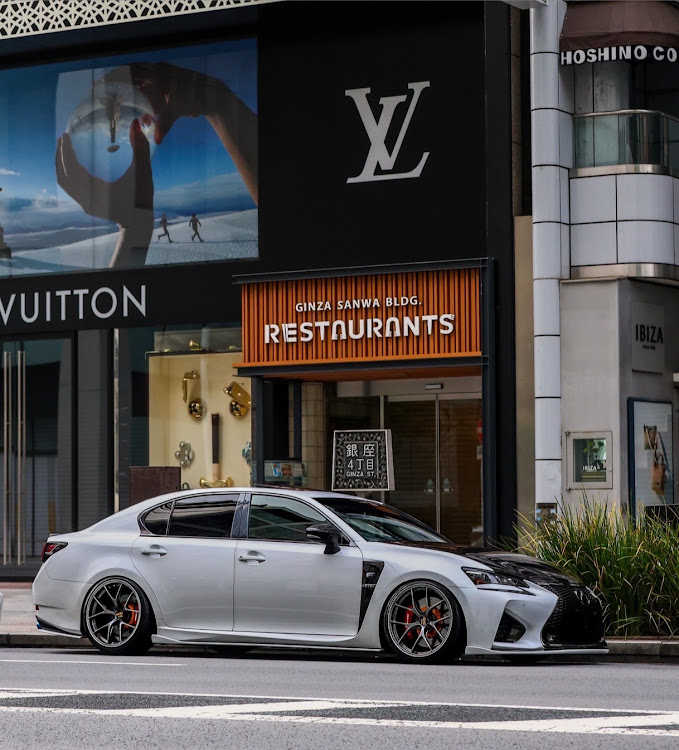 GS Fの5月もよろしくお願いします・HNT会・イタリア街・銀座・ローリングショットに関するカスタム事例の投稿画像1枚目