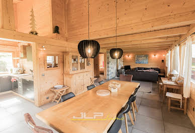 Chalet with terrace 2