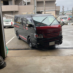 ハイエースバン