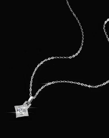 Fashion personality moissanite neck - 0