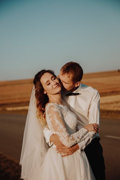 Fotograful de nuntă Tetyana Cholanyuk (cholaniuk). Fotografia din 14 februarie 2020