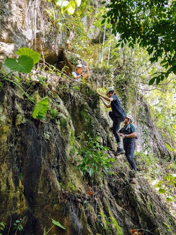 Merapoh Caves Gua Jinjang Pelamin