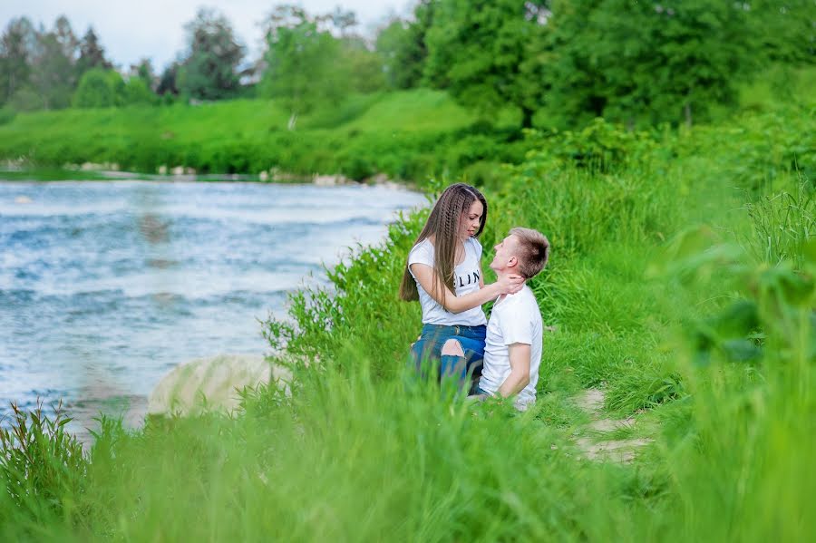 Wedding photographer Marina Garapko (colorlife). Photo of 8 May 2016