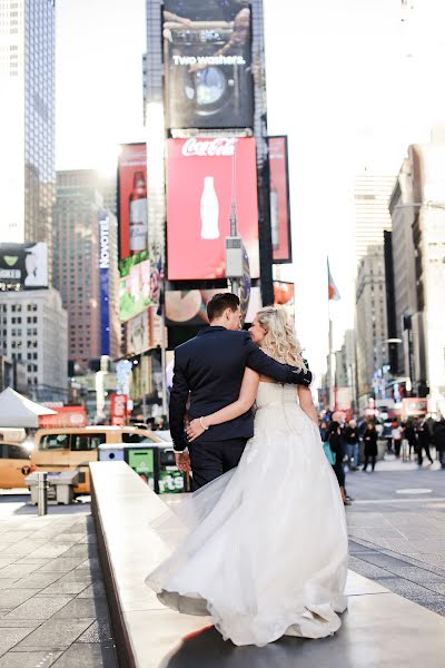 Fotografo di matrimoni Tatyana Katkova (tanushakatkova). Foto del 25 dicembre 2017