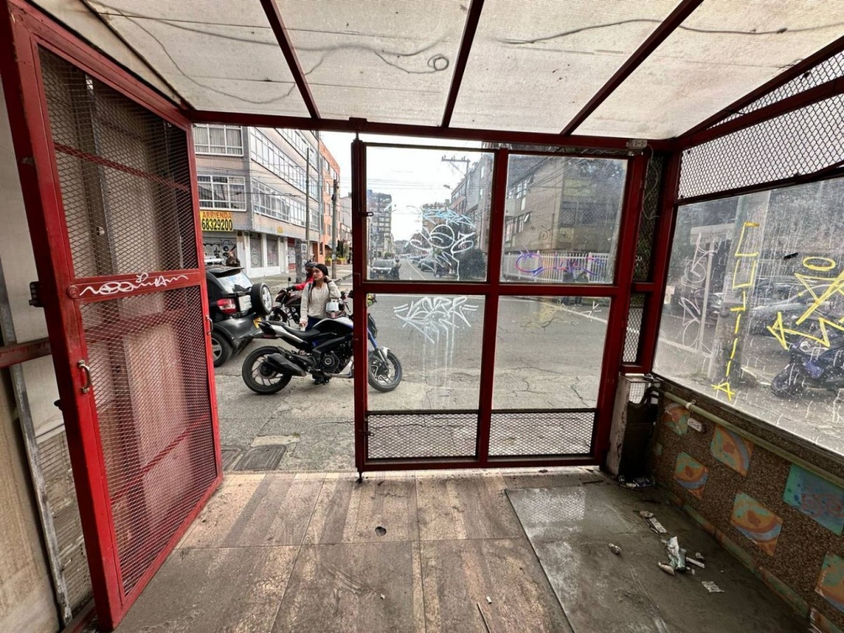 Local En Arriendo - Galerias, Bogota