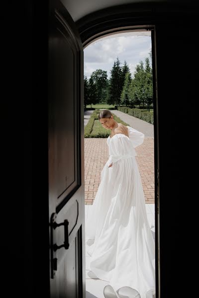 Wedding photographer Dmitriy Isaev (isaevdmitry). Photo of 28 July 2023