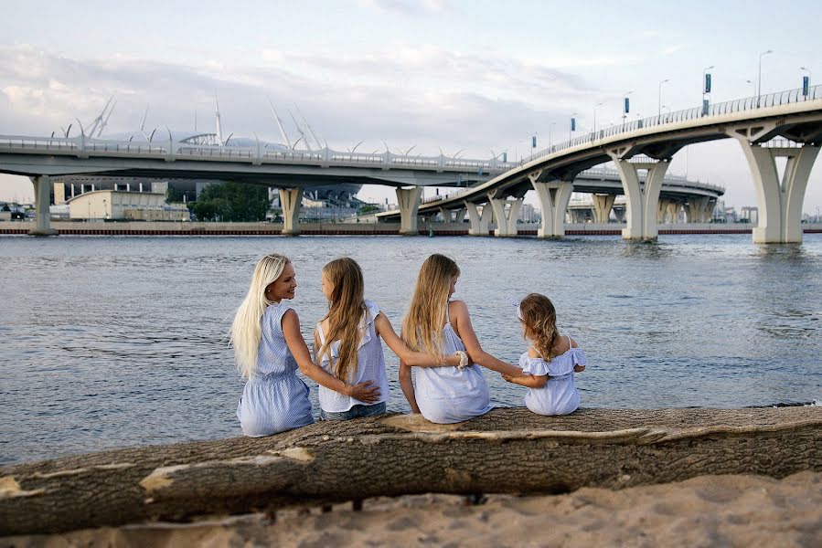 Bryllupsfotograf Elena Gladkikh (egladkikh). Bilde av 25 desember 2022