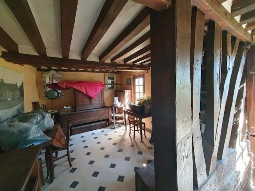 Vente maison   à Livarot (14140), 315 000 €