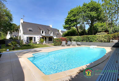 Maison avec piscine et jardin 1