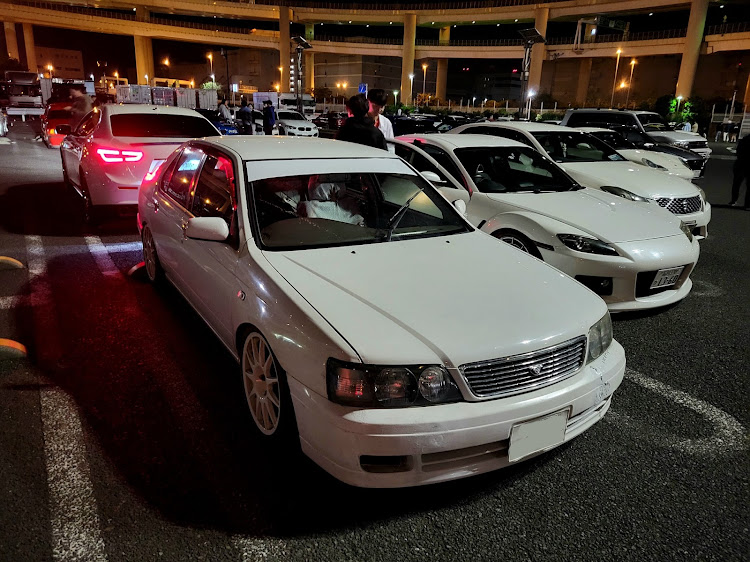 ブルーバードのブルーバード・U14・QG18・125馬力・大黒カーパーキングマルチプレイヤーに関するカスタム事例の投稿画像1枚目