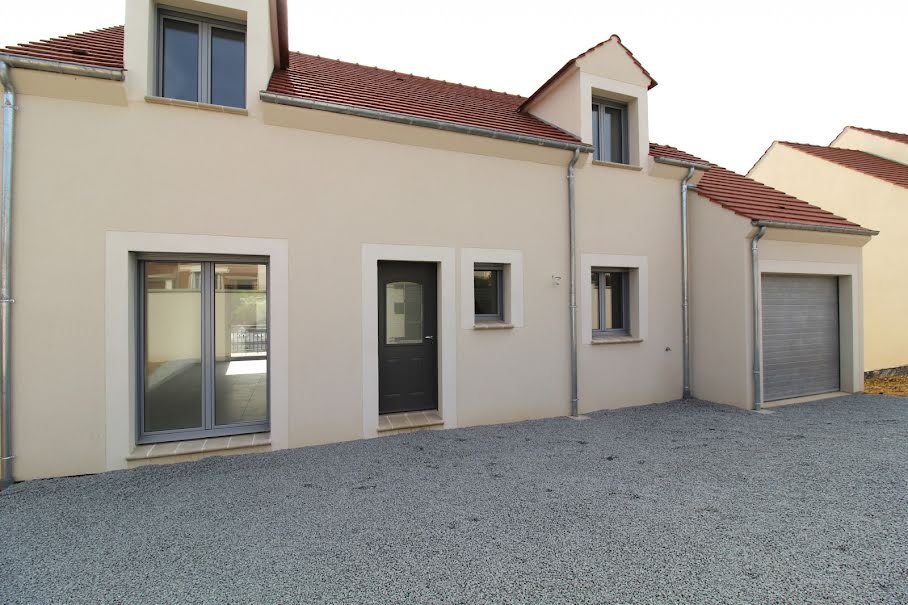 Vente maison 5 pièces 111 m² à Maintenon (28130), 380 000 €