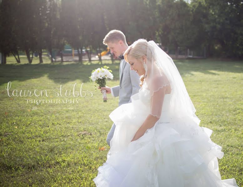 Fotografo di matrimoni Lauren Stubbs (laurenstubbs). Foto del 29 dicembre 2019