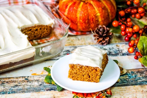 Pumpkin Spice Cake With Cream Cheese Icing