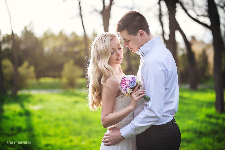 Fotógrafo de casamento Serzh Potapenko (unteem). Foto de 5 de junho 2015