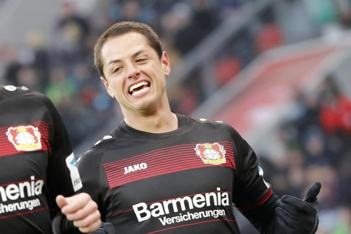 Officiel: Chicharito succède à Zlatan Ibrahimovic 