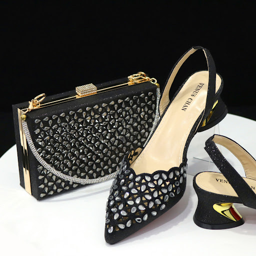 Title 4, Fashion Hollowed-out Pointed Sandals Stylish an...
