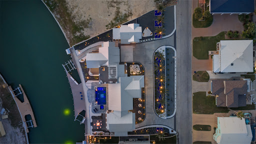 House with pool and garden 5