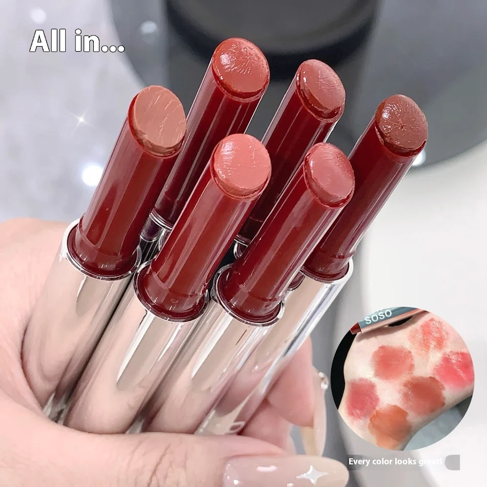 Kleurvaste lipgloss Vaste lippenstift Intense kleur Langdurige hold Waterdicht en veegvast Perfecte finish voor perfecte lippen.