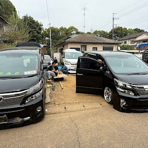 ヴェルファイア ANH20W