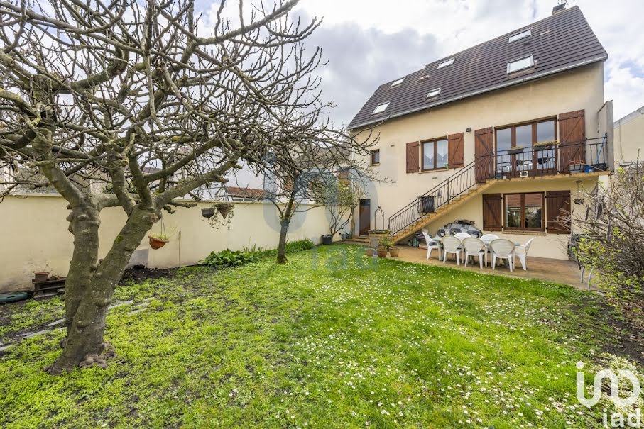 Vente maison 8 pièces 180 m² à Bobigny (93000), 450 000 €