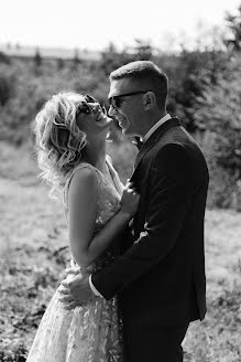 Wedding photographer Oksana Levina (levina). Photo of 28 July 2020