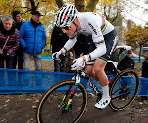 Van der Poel wijst op belang van technische stukken en heeft lof voor Merlier: "Denk dat hij mij erop legt in sprint"