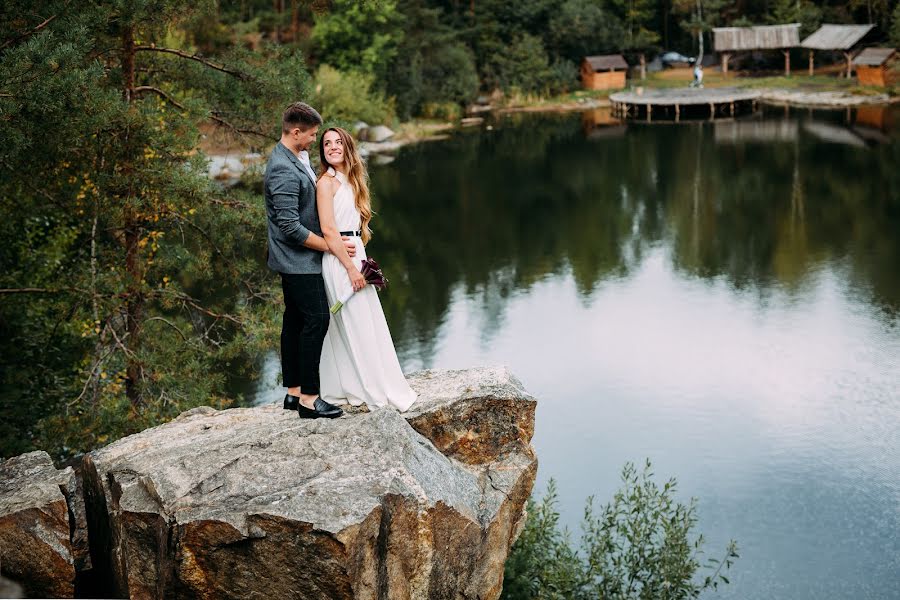 Fotografo di matrimoni Yuliya Nizhnik (yulia8nizhnik). Foto del 27 settembre 2019