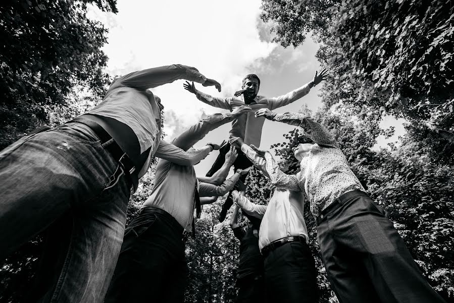 Fotograful de nuntă Leonid Leshakov (leaero). Fotografia din 6 august 2018