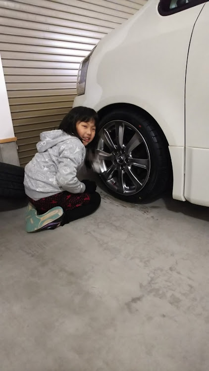 ノアのタイヤ交換に関するカスタム事例の投稿画像3枚目