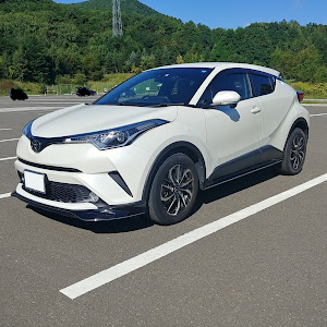 C-HR NGX50