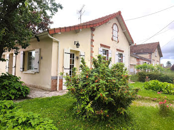 maison à Marigny-le-Châtel (10)