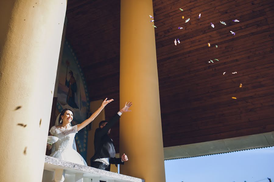 Wedding photographer Oleksandr Shevchuk (shinjukyo). Photo of 30 March 2016