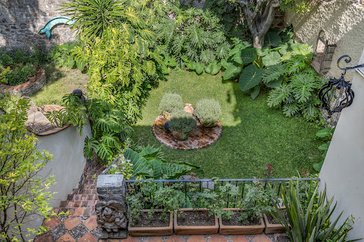 House with garden and terrace 5