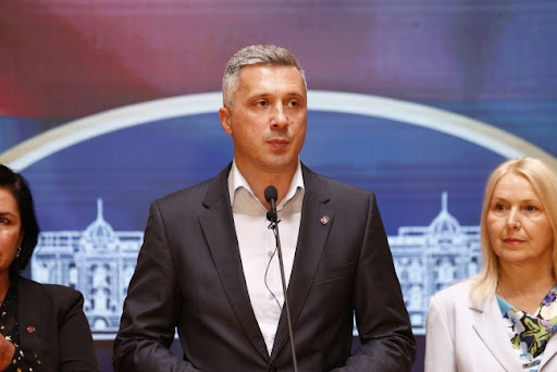 Obradović (Dveri): Smenite članove REM-a, ukinite Informer i dozvole Pinku i Hepiju