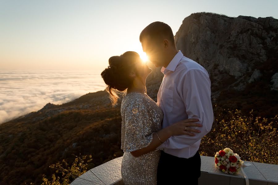 Wedding photographer Konstantin Anoshin (kotofotik). Photo of 21 November 2019