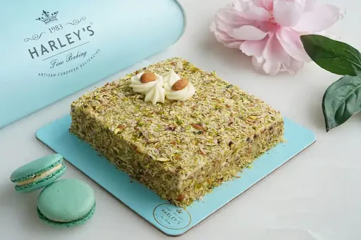 Ottoman Turkish Baklava Medovik Cake