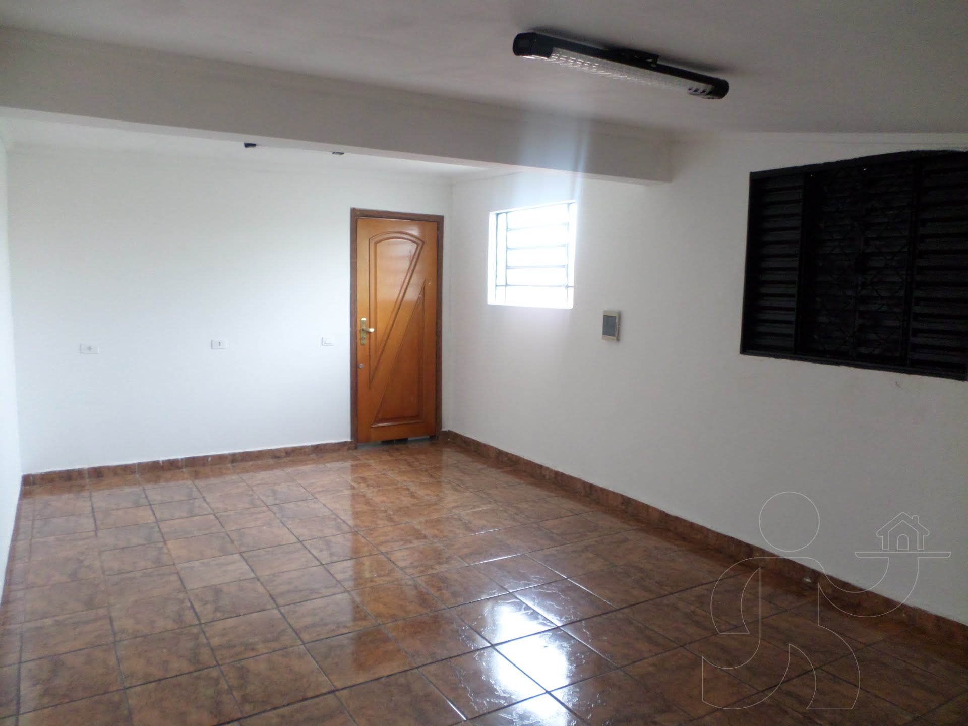 Depósito-Galpão-Armazém à venda com 1 quarto, 250m² - Foto 12