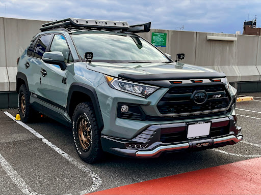 RAV4のルーフラック・オートフラッグス・バスターズ RAV4のルーフラック・オートフラッグス・バスターズ