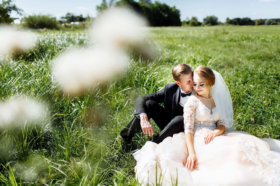 Fotógrafo de casamento Valentina Bykova (vabik). Foto de 4 de março 2020