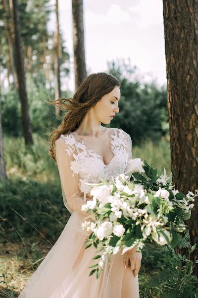 Fotografo di matrimoni Eva Valinurova (horo). Foto del 7 febbraio 2018