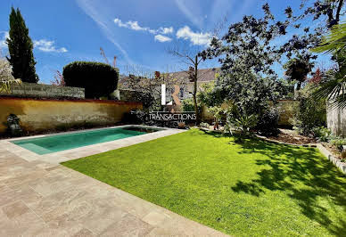 Maison avec piscine et terrasse 2